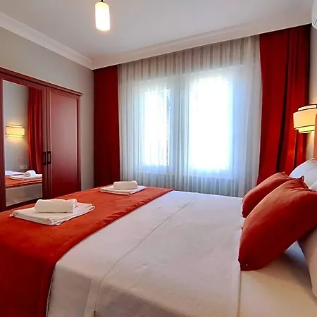 Goldlion Hotell 3*